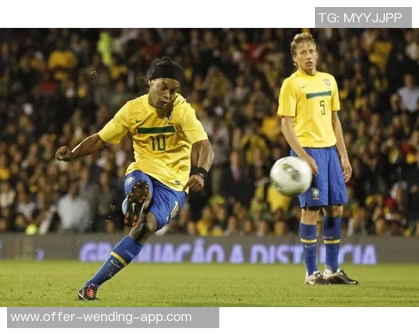 足球奇葩球员的传奇与趣事揭示了绿茵场上的另类风采与幽默瞬间